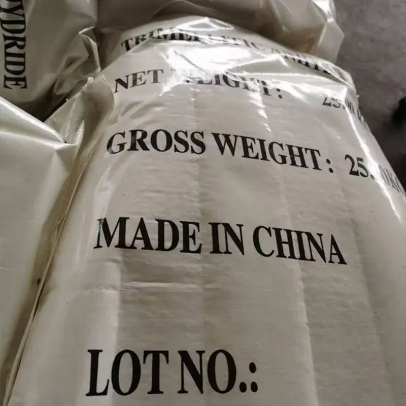 Zergatik dira kimiko organikoak kritikoak industria modernoetan?